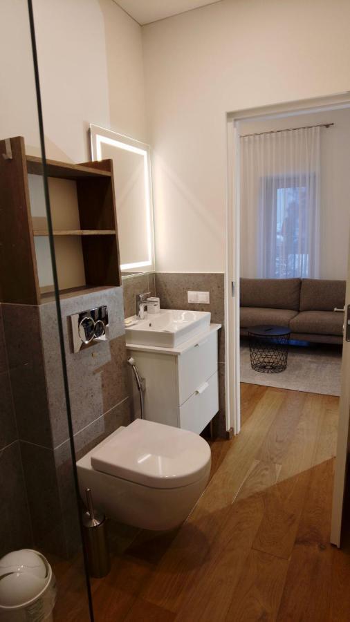 Zalio Kalno Apartamentai Kaunas Exteriör bild